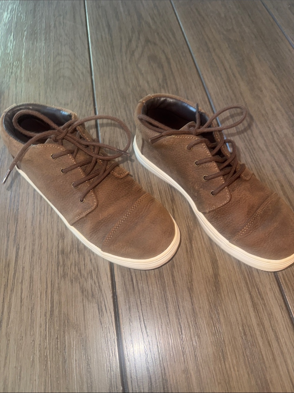 L'Amour Kids Brown Chukka Boots with White Sole